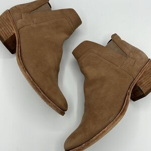 Dolce Vita Leather Ankle Booties Sz 8 A21